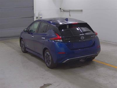 2022 Nissan Leaf - Thumbnail