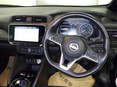 2022 Nissan Leaf - Thumbnail