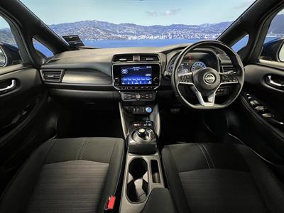 2022 Nissan Leaf - Thumbnail