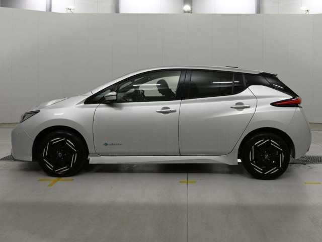 2022 Nissan Leaf