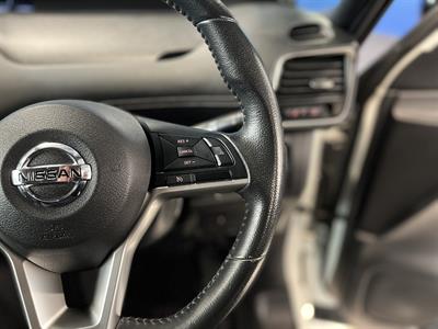 2017 Nissan Serena - Thumbnail