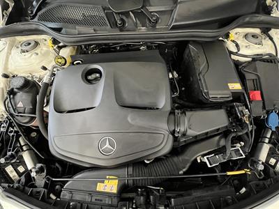 2016 Mercedes-Benz A 180 - Thumbnail