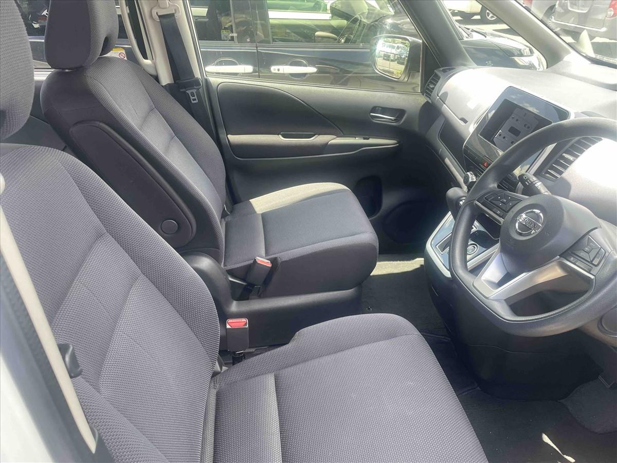 2016 Nissan Serena