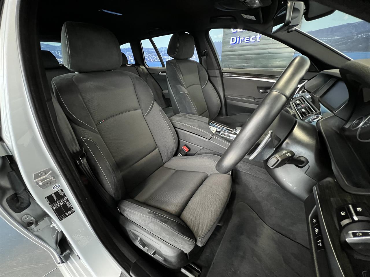 2017 BMW 523i