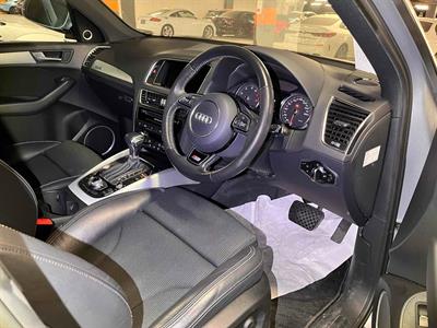 2017 Audi Q5 - Thumbnail