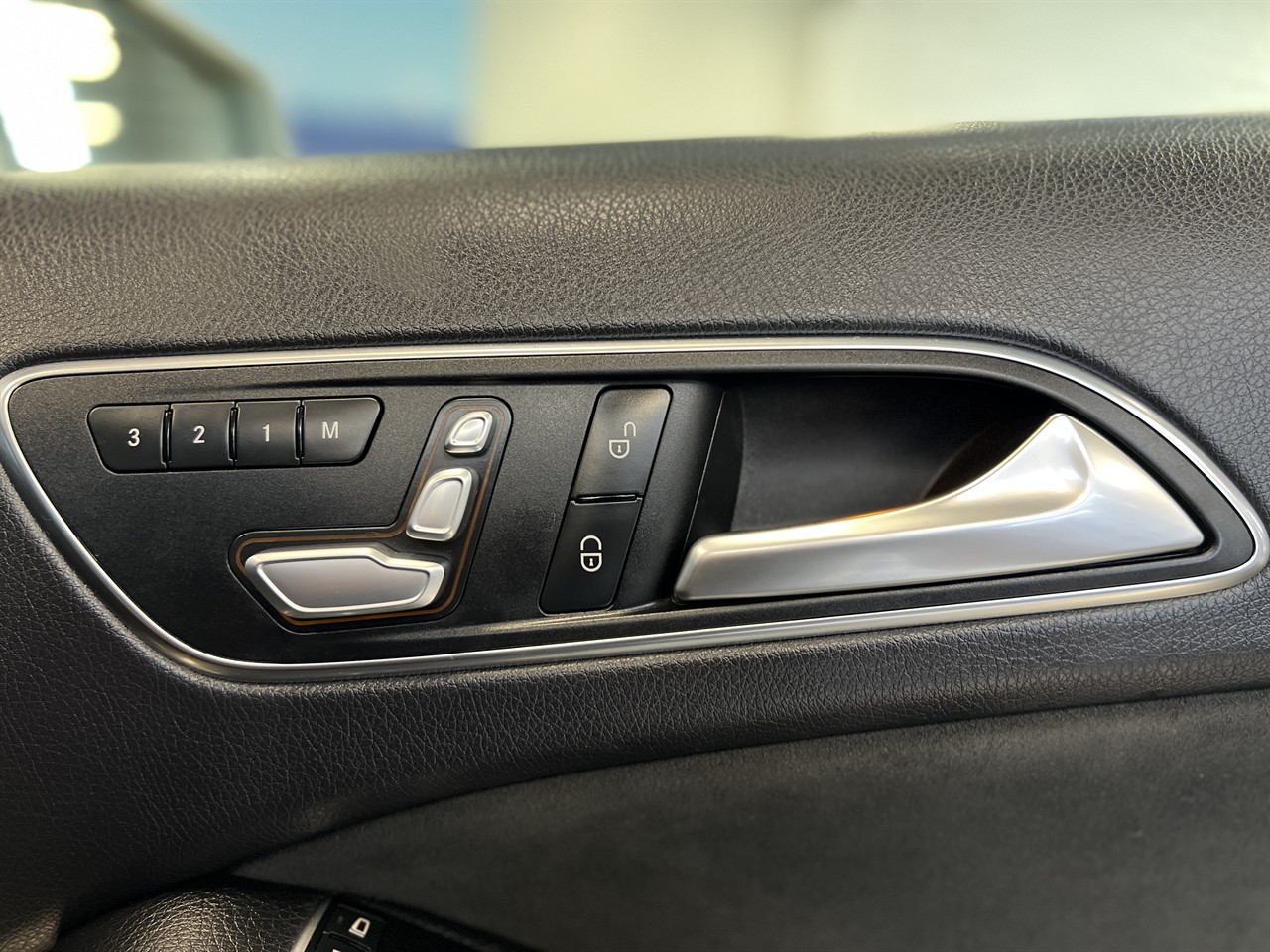 2017 Mercedes-Benz A 180