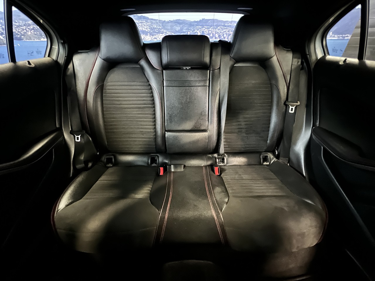 2017 Mercedes-Benz A 180