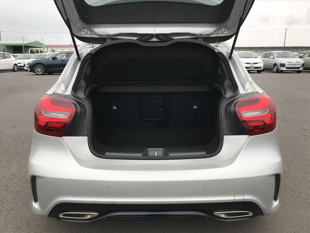 2017 Mercedes-Benz A 180