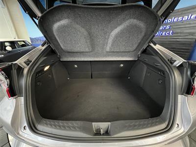 2017 Toyota C-HR - Thumbnail