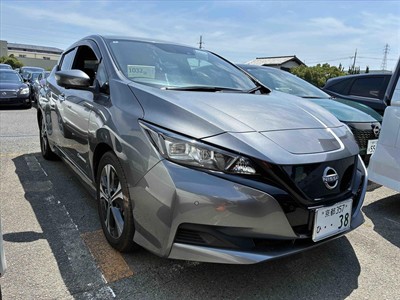 2022 Nissan Leaf - Thumbnail