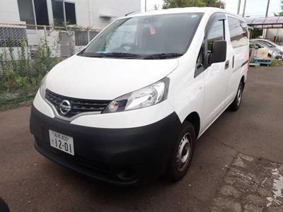 2020 Nissan NV200 - Thumbnail