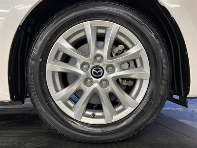 2015 Mazda Axela - Thumbnail