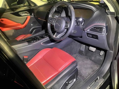2017 Jaguar F-Pace - Thumbnail