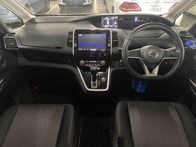 2019 Nissan Serena  - Thumbnail