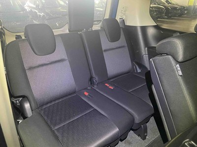 2019 Nissan Serena  - Thumbnail