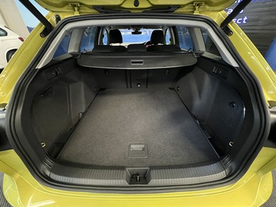 2021 Volkswagen Golf - Thumbnail