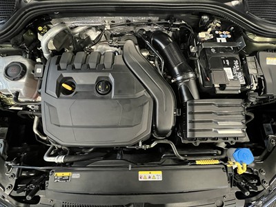 2021 Volkswagen Golf - Thumbnail