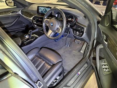 2017 BMW 530i - Thumbnail
