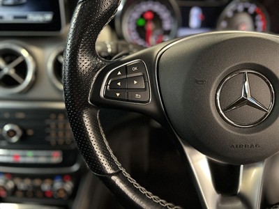 2019 Mercedes-Benz CLA 220 - Thumbnail