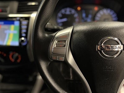 2016 Nissan Navara - Thumbnail