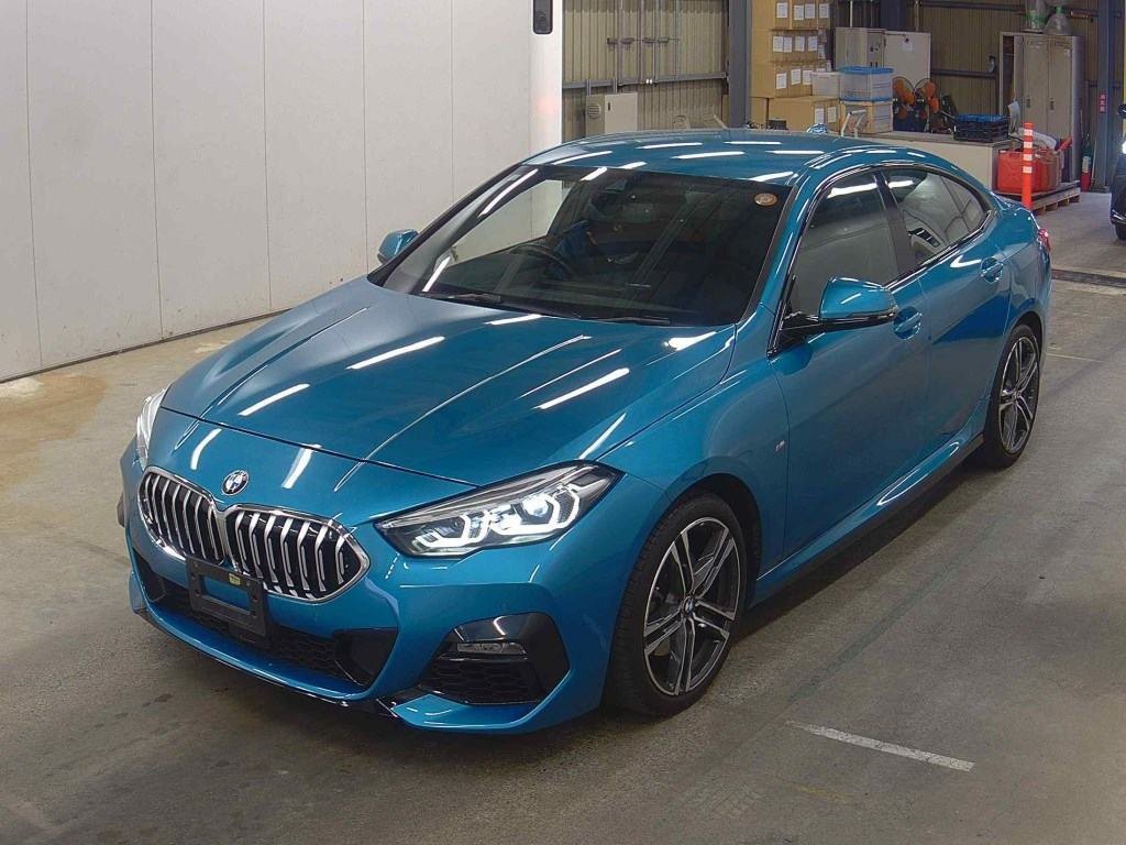 2021 BMW 218i