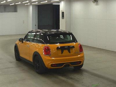 2016 Mini Cooper - Thumbnail