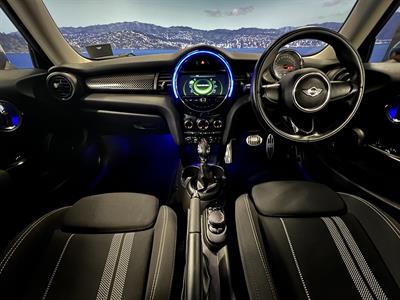 2016 Mini Cooper - Thumbnail