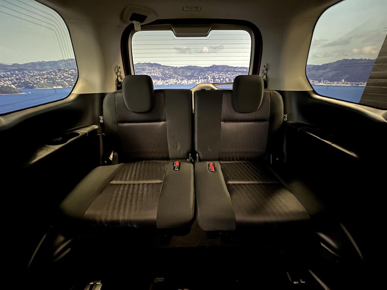 2016 Nissan Serena