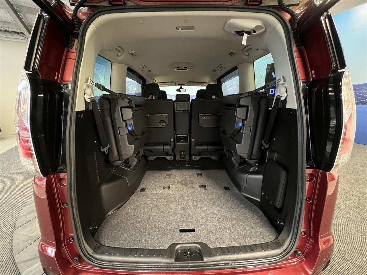 2016 Nissan Serena
