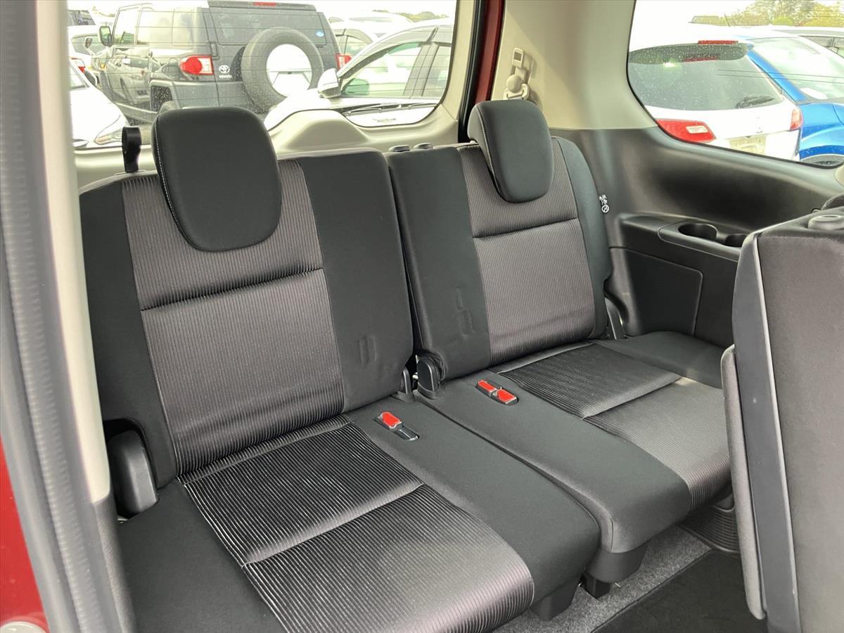 2016 Nissan Serena