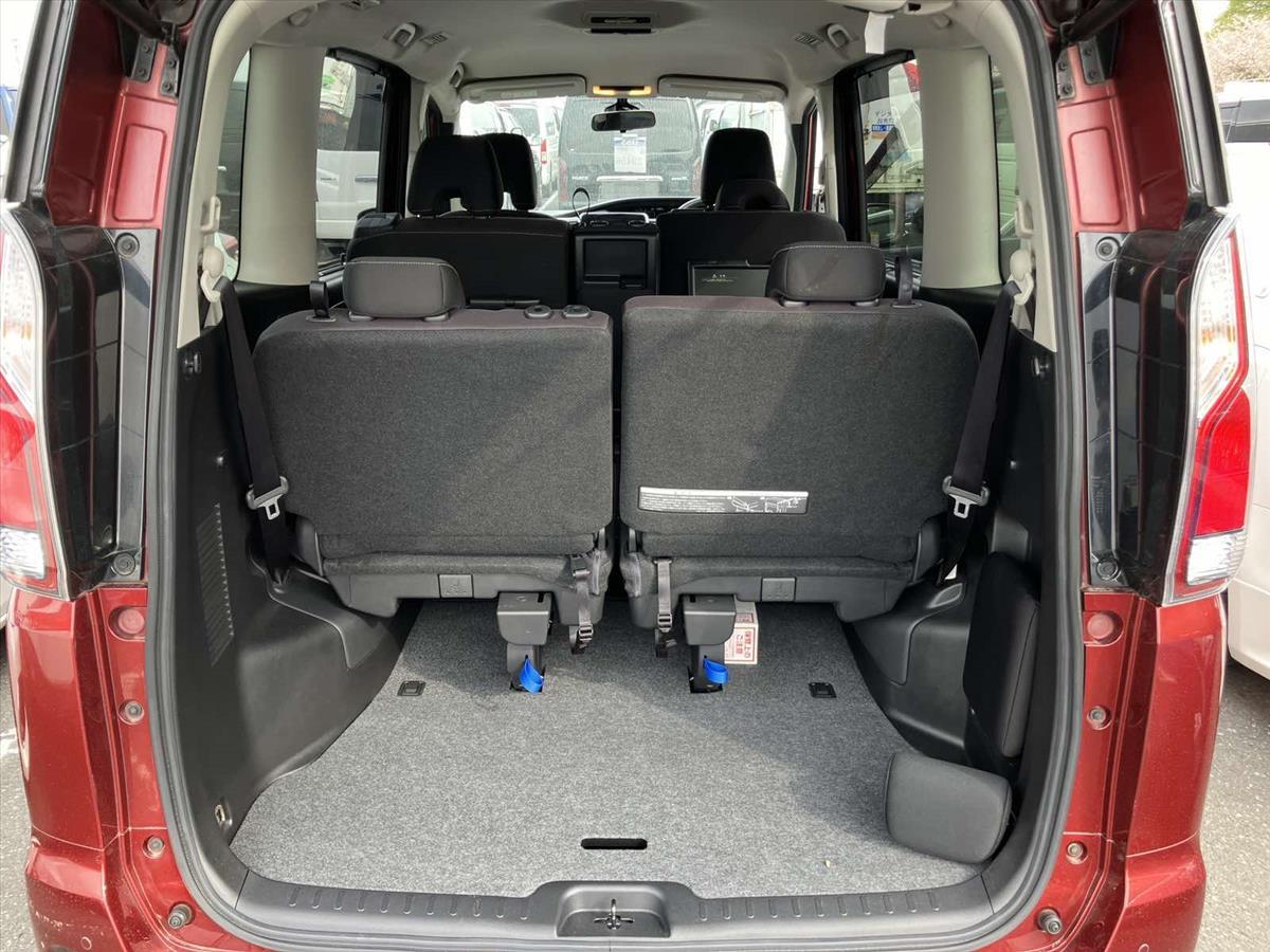 2016 Nissan Serena