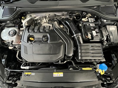 2021 Volkswagen Golf - Thumbnail
