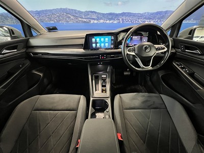 2021 Volkswagen Golf - Thumbnail