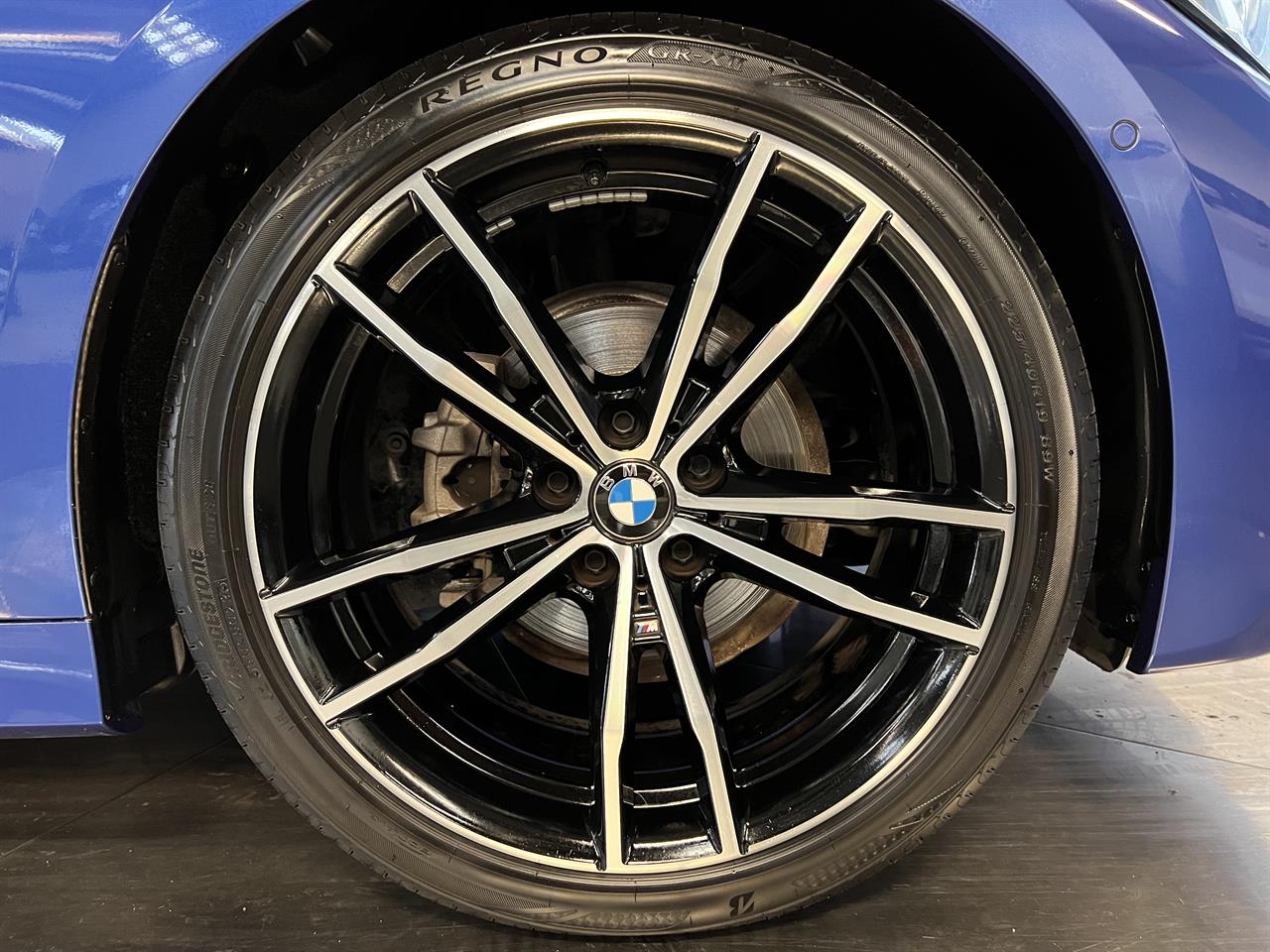 2021 BMW 318i