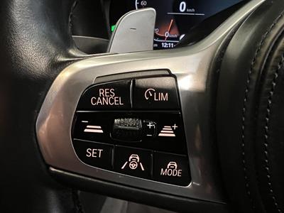 2021 BMW 318i - Thumbnail