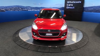 2017 Suzuki Swift - Thumbnail