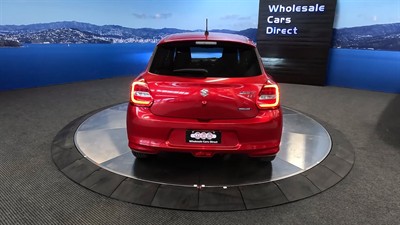 2017 Suzuki Swift - Thumbnail