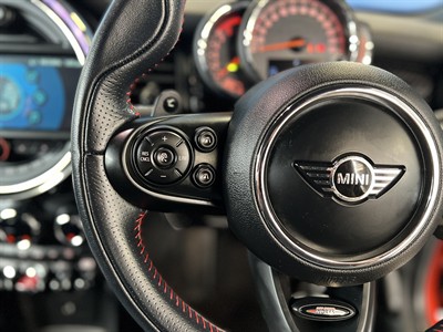 2019 Mini Cooper - Thumbnail