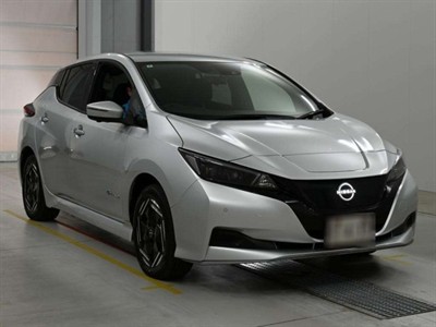 2022 Nissan Leaf - Thumbnail
