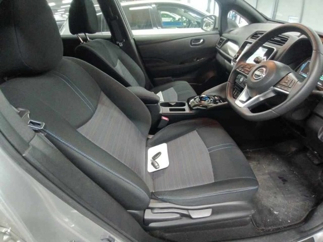 2022 Nissan Leaf