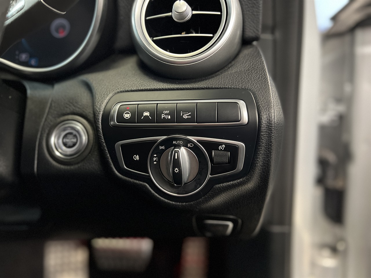 2018 Mercedes-Benz C 200