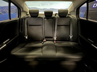 2017 Honda Grace - Thumbnail