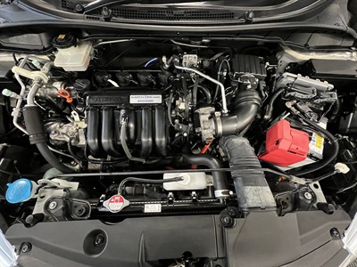 2017 Honda Grace - Thumbnail