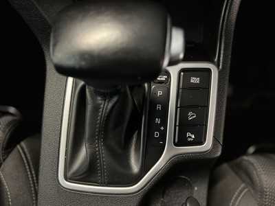 2016 Kia Sportage - Thumbnail
