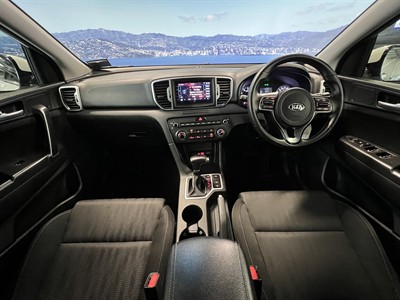 2016 Kia Sportage - Thumbnail