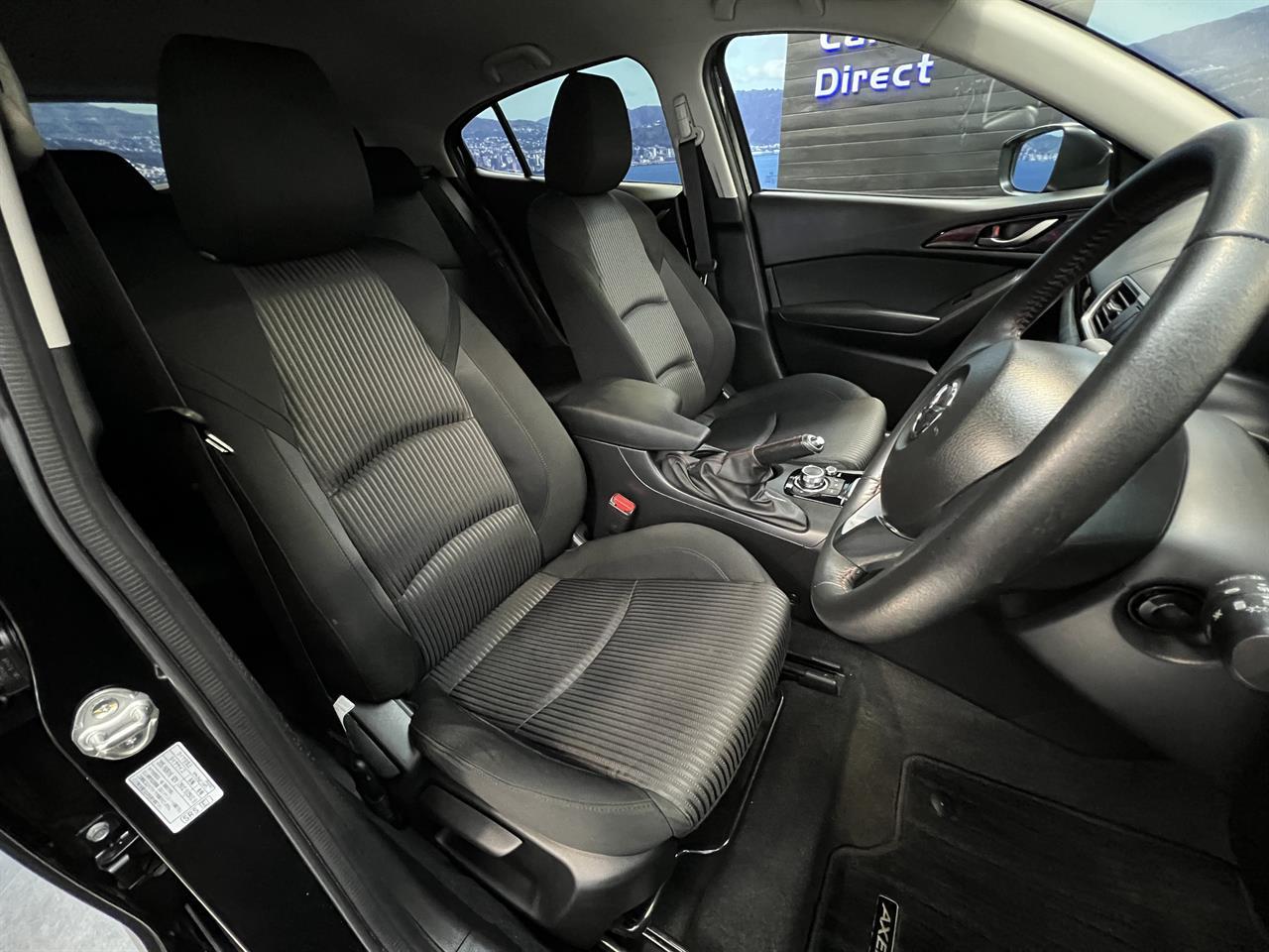2014 Mazda Axela