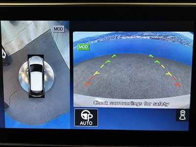 2022 Nissan Leaf - Thumbnail