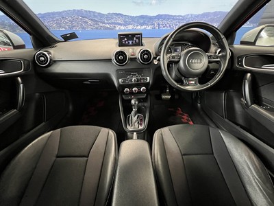 2013 Audi A1 - Thumbnail