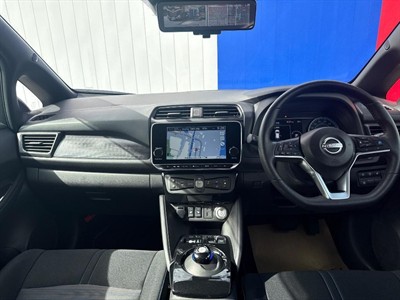 2022 Nissan Leaf - Thumbnail