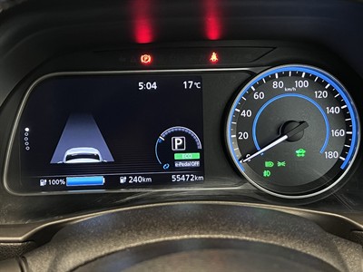 2019 Nissan Leaf - Thumbnail